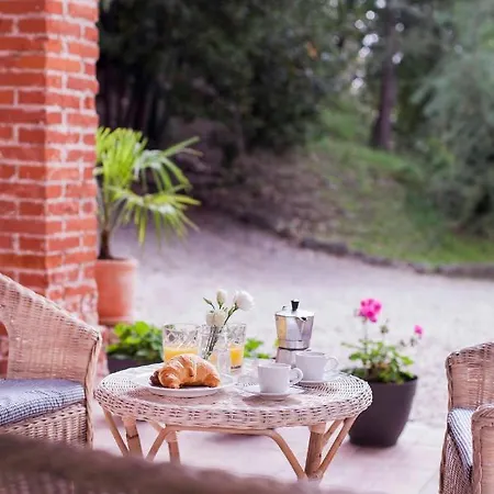 Su Al Castello Couette-café