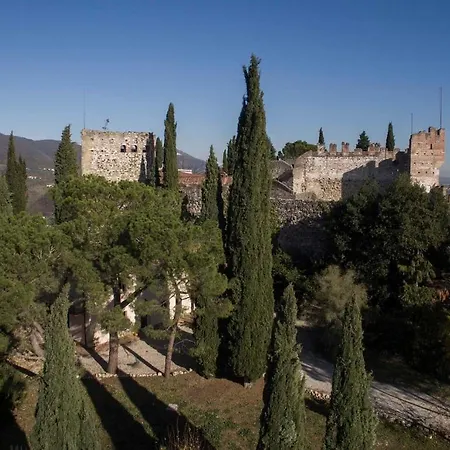 Nocleg ze śniadaniem Su Al Castello